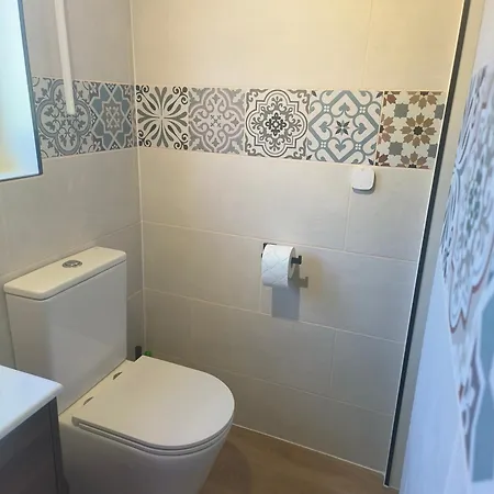 Vakantiehuis Luxe Studio Met Zwembad, Bergzicht & Dakterras