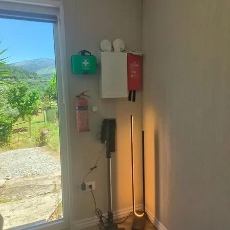 Luxe Studio Met Zwembad, Bergzicht & Dakterras * Esperanca (Braga)
